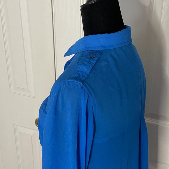 Abercrombie & Fitch Button Down Shirt for Women - Picture 2 of 11